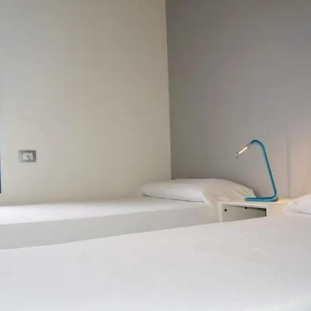 In Playa Blanca Sleeps 4 Includes Air Con And Wifi 2 Villa Playa Blanca (Lanzarote)