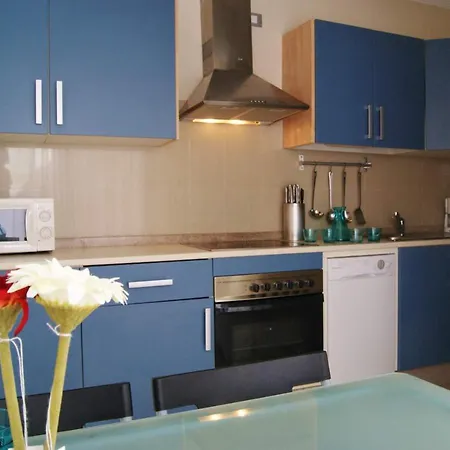Villa In Playa Blanca Sleeps 4 Includes Air Con And Wifi 2 *