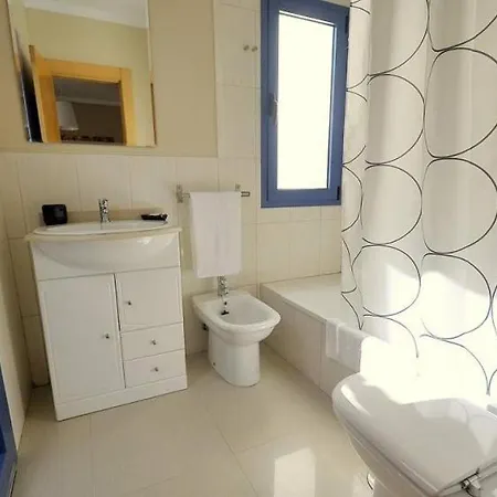 In Playa Blanca Sleeps 4 Includes Air Con And Wifi 2